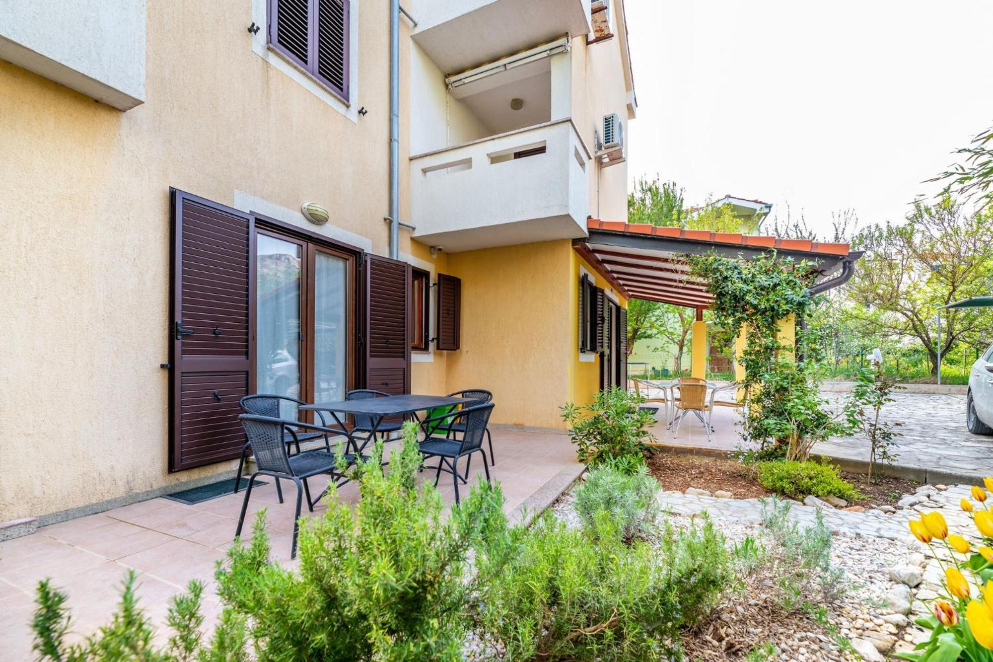 Marina Apartment Baska  Luaran gambar